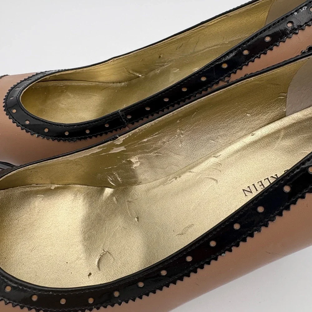 AK Anne Klein Women‎ Tan Black Cap Toe Brogue Heel Pumps Shoes Size 9.5M